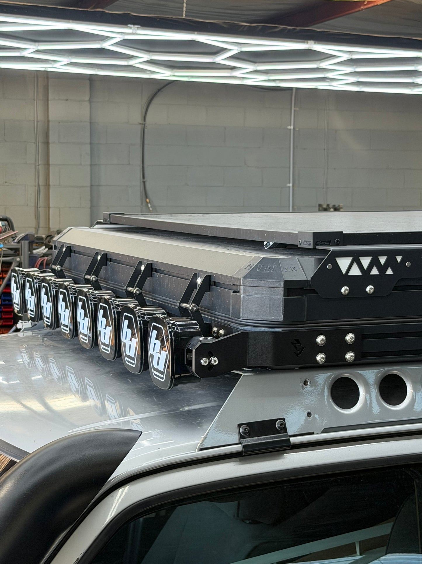 RTT BAJA XL LIGHT BAR MOUNT