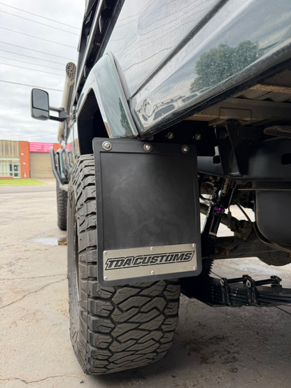 79 SERIES TUB MUD FLAP MOUNT