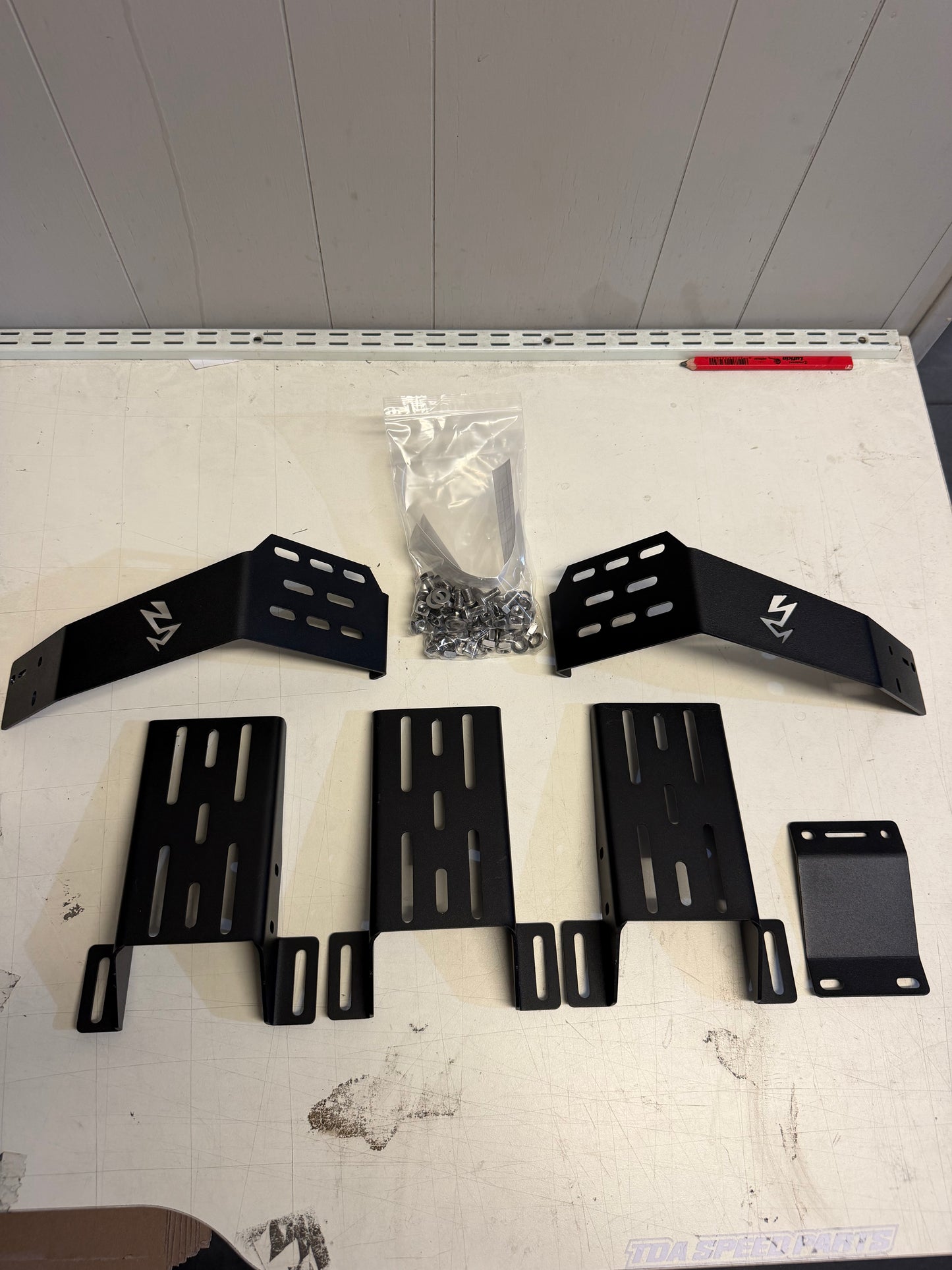 HIGH CLEARANCE AWNING BRACKETS TO SUIT DUAL CHANNEL ROOF TOP TENTS